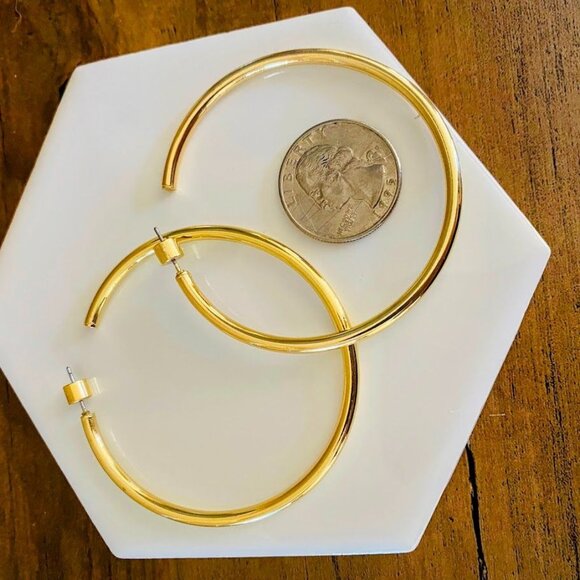 ZARA Minimalist Gold Tone Hoop Earrings – Classic Everyday Hoops 2¼” - Picture 2 of 6